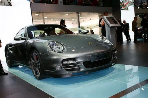 A ȫ±r(sh)911 Turbo(sh)܇(ch) ܇(ch)֮